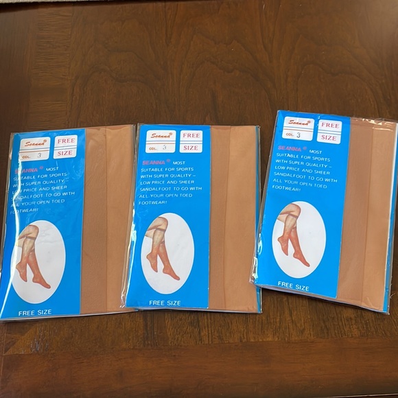 Vintage Seanna Set of 3 Knee High Beige Sheer stretch nylon socks New in Package - Picture 3 of 8